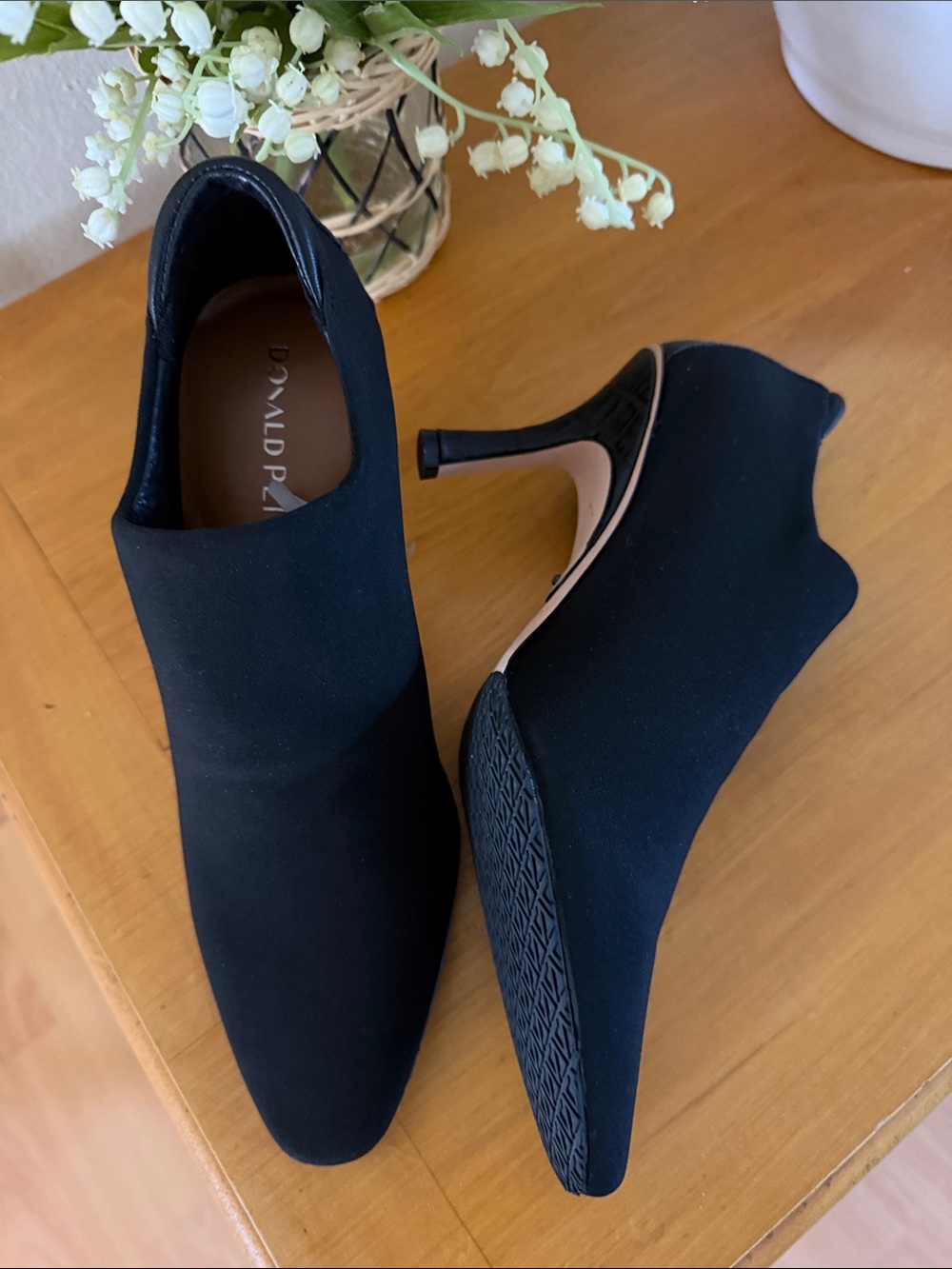 Donald J. Pliner Black Pointed Heel Ankle Booties 6 1/2